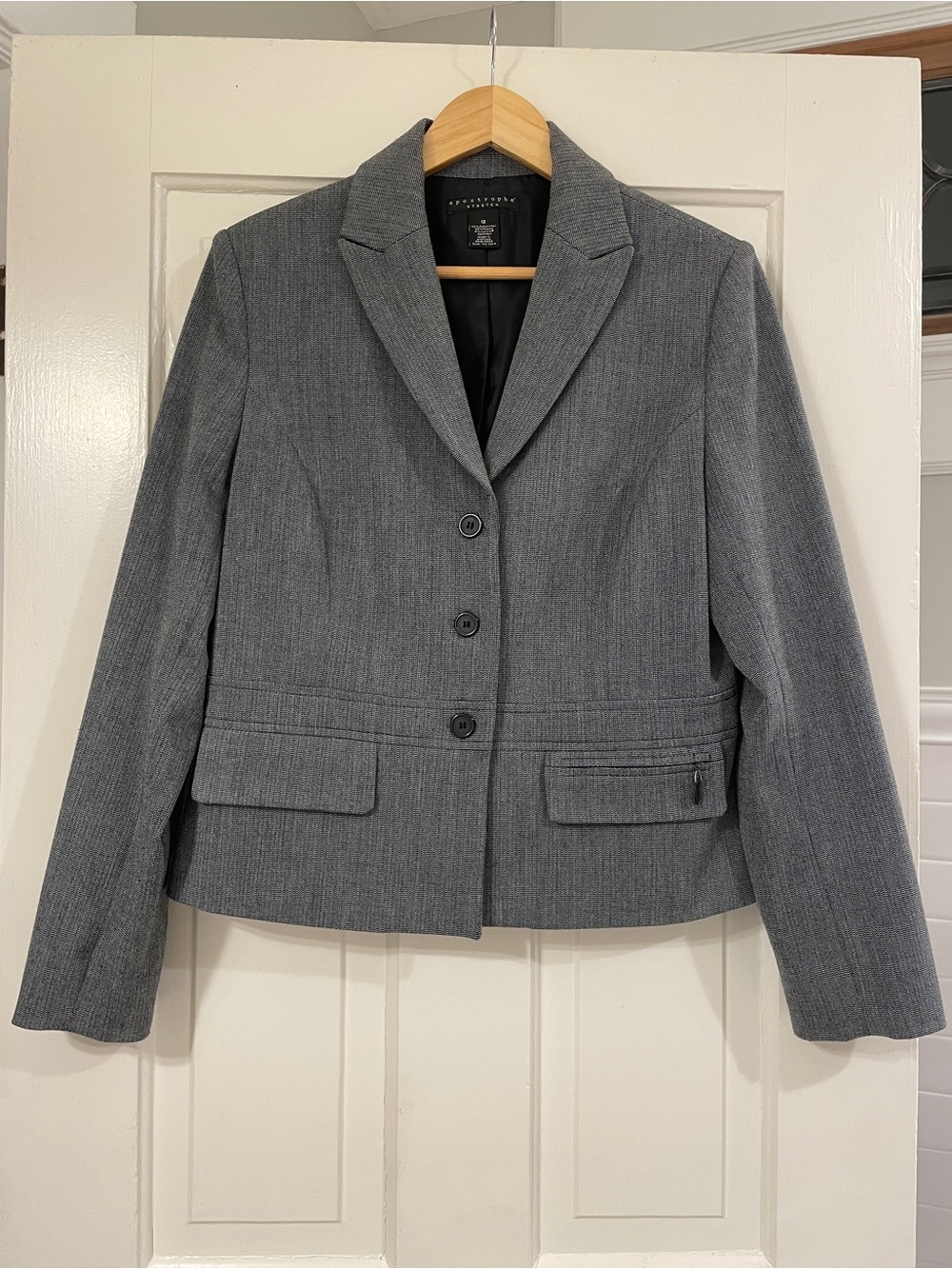 Apostrophe Gray Women's Tailored Blazer Jacket